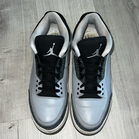 Used Men Nike Air Jordan 3 Retro Wolf Grey Metallic Silver Black - Picture 3 of 5